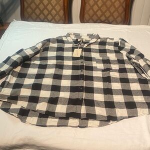 Universal Thread Black and White Plaid Men's Shirt
